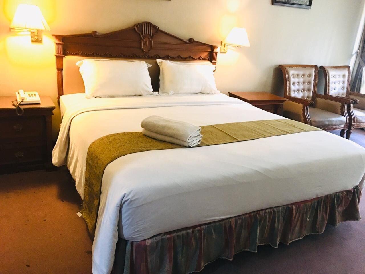 นิว แกรนด์ พาร์ค โฮเต็ล Hotel สุราบายา ภายนอก รูปภาพ