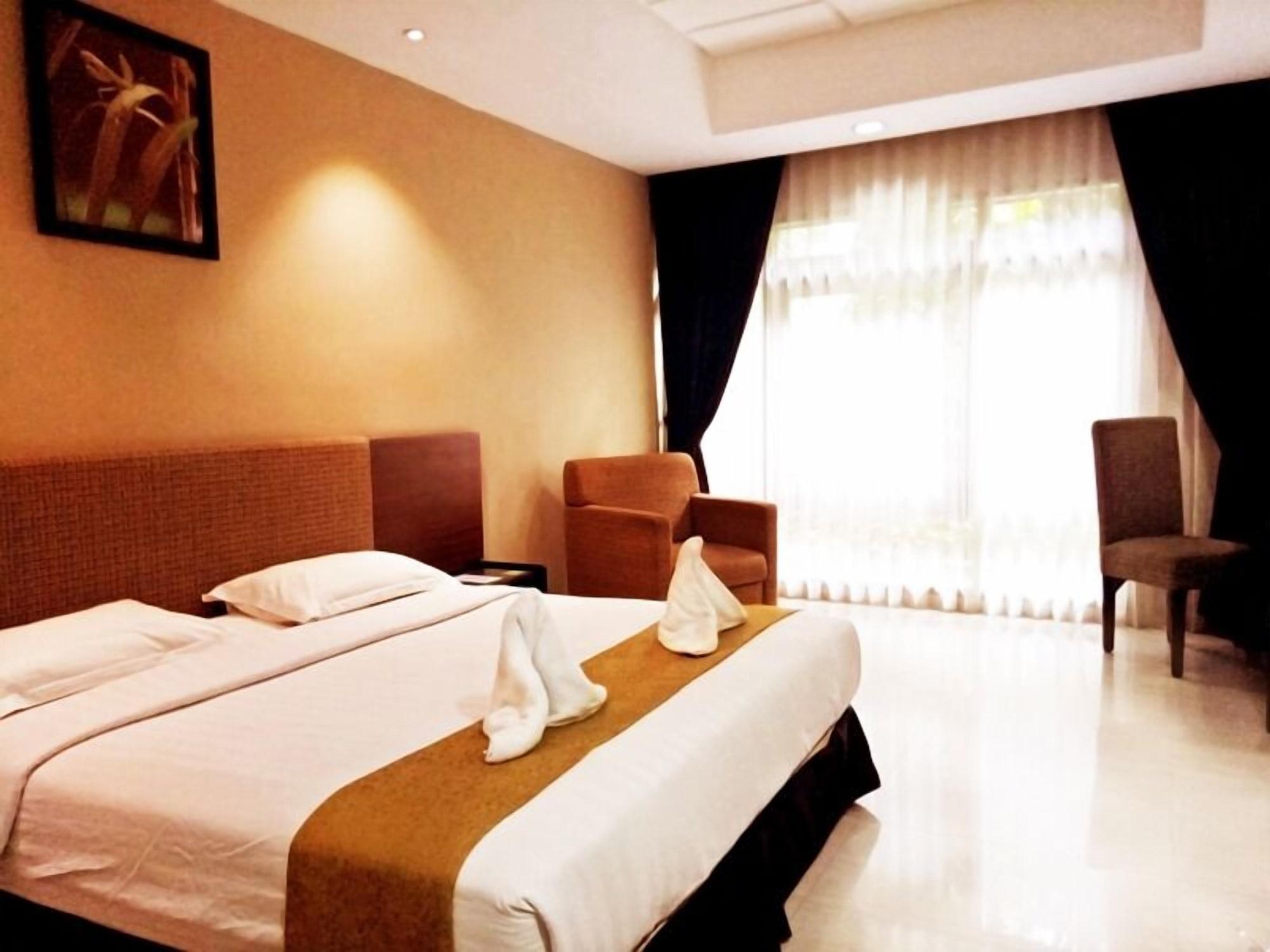 นิว แกรนด์ พาร์ค โฮเต็ล Hotel สุราบายา ภายนอก รูปภาพ